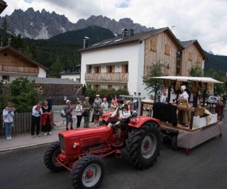 Historischer Festumzug 1250 Jahre Innichen