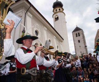 Historischer Festumzug 1250 Jahre Innichen