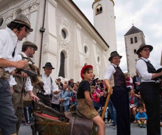 Historischer Festumzug 1250 Jahre Innichen