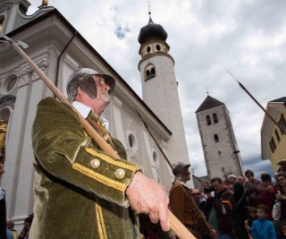 Historischer Festumzug 1250 Jahre Innichen